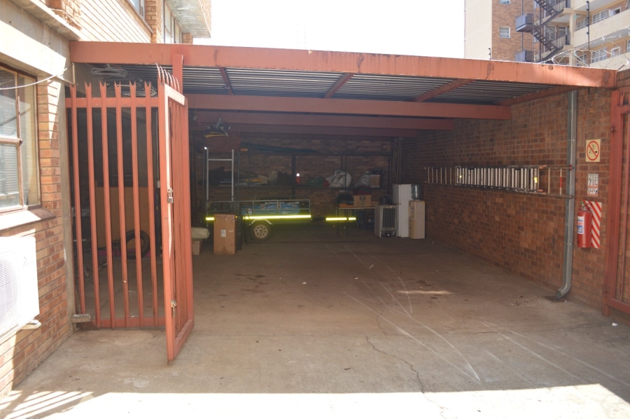 Commercial Property for Sale in Neserhof North West